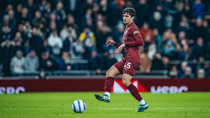 «Он в строю и готов войти» — Пеп Гвардиола о Хусанове