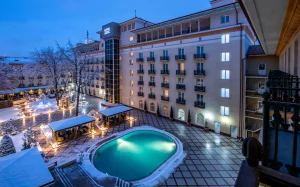 Власти столицы опровергли слухи о сносе гостиницы «Ташкент»