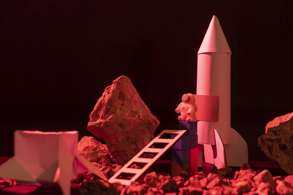 still-life-space-composition-with-white-astronaut-1_20260217_135327