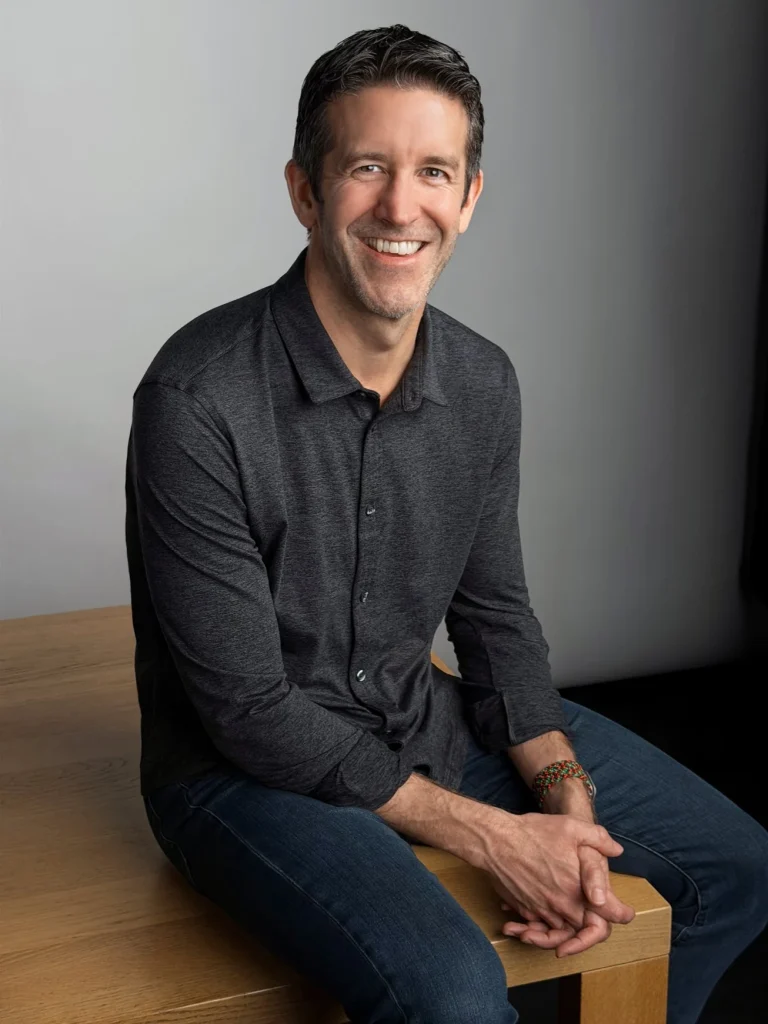 apple-john-ternus_inline.jpg.large_2x_20260422_125153